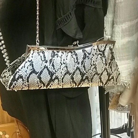 CLUTCH Purse, Faux Snake Skin, Short Chain Strap - Picture 2 of 7